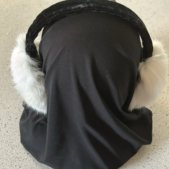 Real Fur Earmuffs, Jones New York - Picture 2 of 8